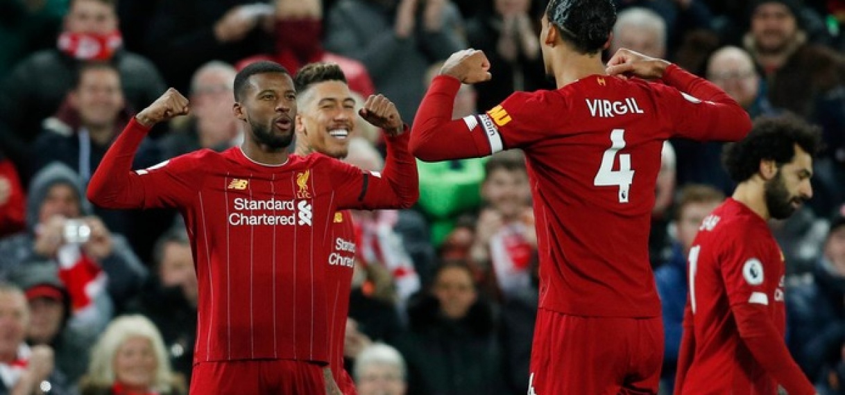 Liverpool door ongekende blunder Fabianski moeizaam langs West Ham