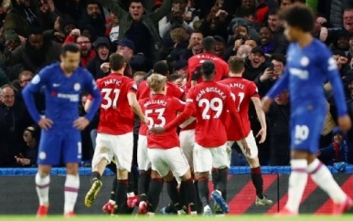 Chelsea beleeft frustrerende avond en gaat onderuit tegen United
