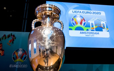 UEFA overweegt EK naar december te verplaatsen’.