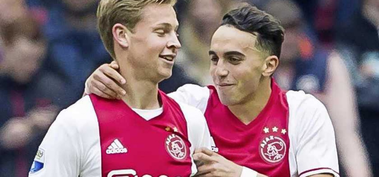 Emotionele broer vertelt over toestand Nouri: ’Vaak is er een glimlach’