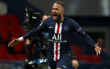 PSG wacht niet op rechtszaak en laat Neymar met aanzienlijke korting gaan’.