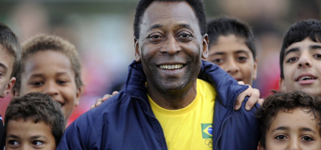 Voetballegende Pelé opnieuw naar ziekenhuis voor onderzoek