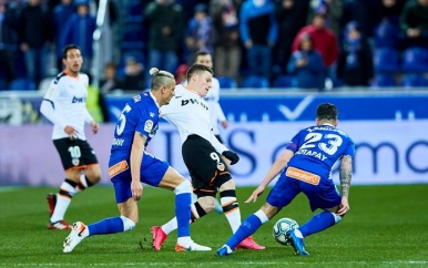 Valencia lijdt weer duur puntenverlies