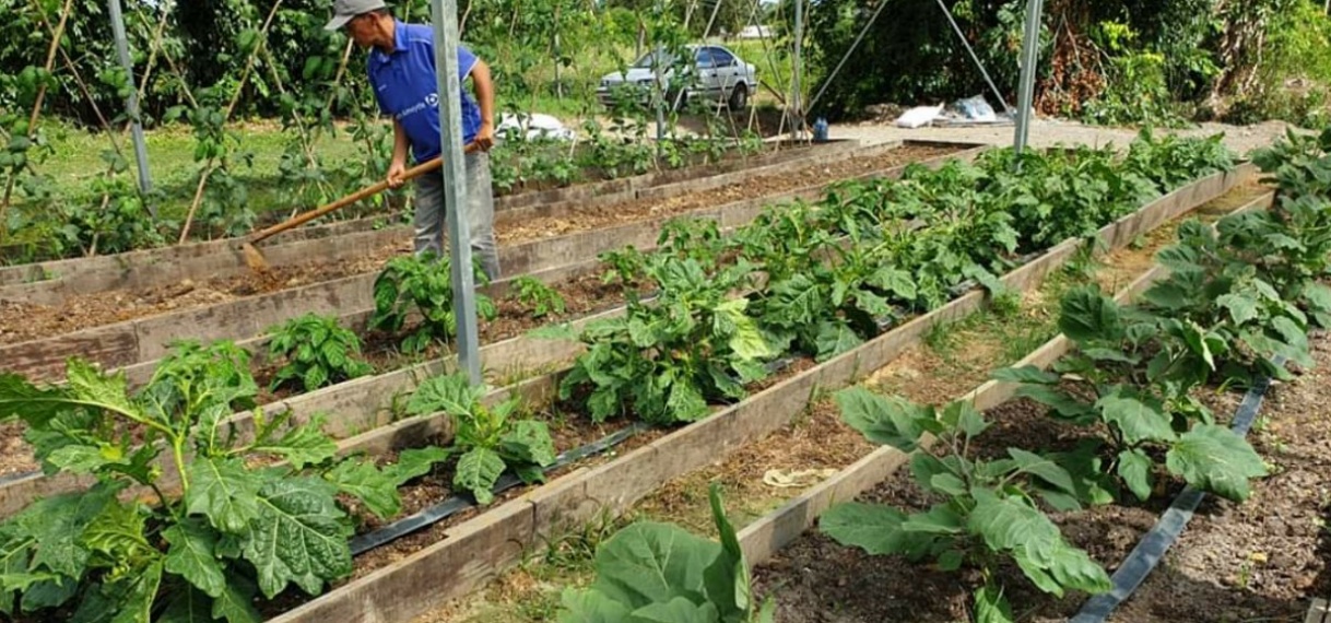 Kinderhuis Sukh Dhaam doet schenking aan Huize Leliëndal