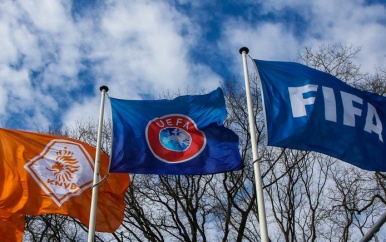 KNVB mikt op half juni voor herstart eredivisie