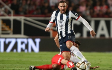 Mexicaanse voetbalcompetitie vijf jaar op slot