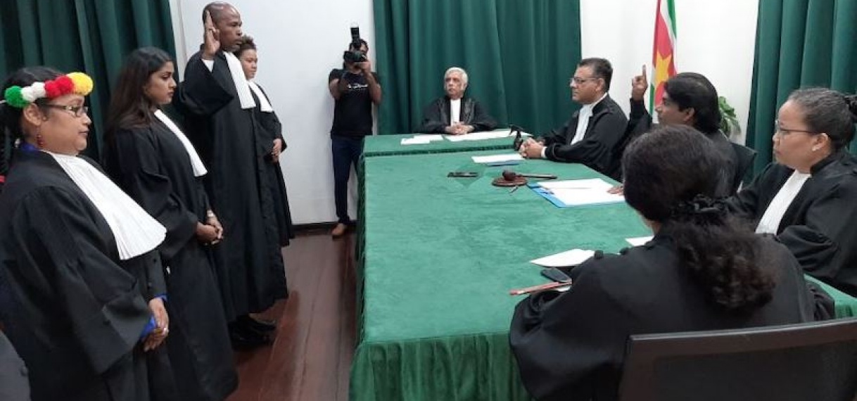 Vijf advocaten versterken het Hof van Justitie met rechtsbijstand