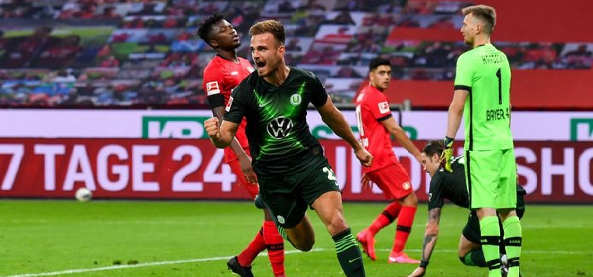 Bosz hard na nederlaag Leverkusen: ‘Op alle gebieden was het slecht’.