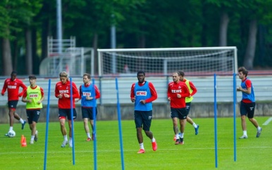 Gladbach laat Dost en co kansloos in Frankfurt.
