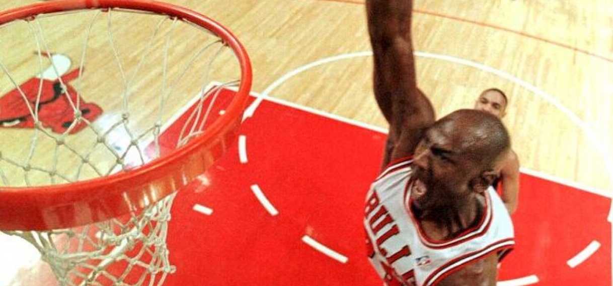 Schoenen Michael Jordan leveren ruim 5 ton op