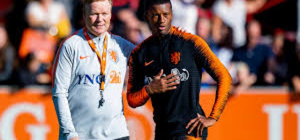 Spelers en clubs betuigen steun aan Koeman na ziekenhuisopname