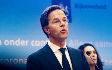 Plan van Rutte: Eredivisie en Eerste Divisie kunnen 1 september weer van start