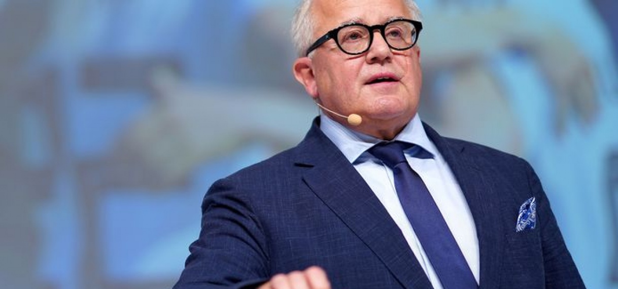 Preses Duitse voetbalbond maakt zich sterk voor salarisplafond