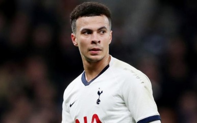 Tottenham-middenvelder Alli raakt lichtgewond bij brute inbraak
