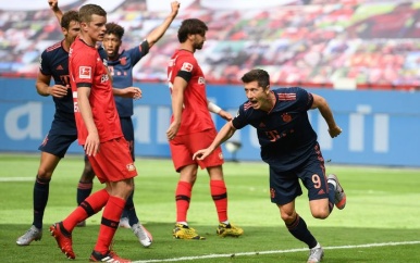 Ook Leverkusen kan Bayern niet stoppen, fraaie mijlpalen Lewandowski en Müller