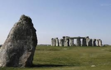 ‘Unieke’ nieuwe archeologische vondst van schachten nabij Stonehenge