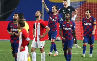 Invaller Rakitic houdt FC Barcelona tegen Athletic Club in titelrace