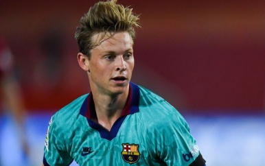 Aangeslagen Frenkie de Jong vroeg zelf om wissel bij Barça