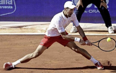 Djokovic verslaat Zverev, maar mist finale Adria Tour