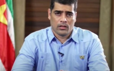 VICE-PRESIDENT VAN DE REPUBLIEK SURINAME, INZAKE COVID-19 LOCKDOWN