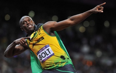 Usain Bolt onthult eindelijk naam van dochter: Olympia Lightning.