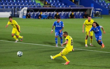 Villarreal dankzij twee penalty’s langs concurrent Getafe.