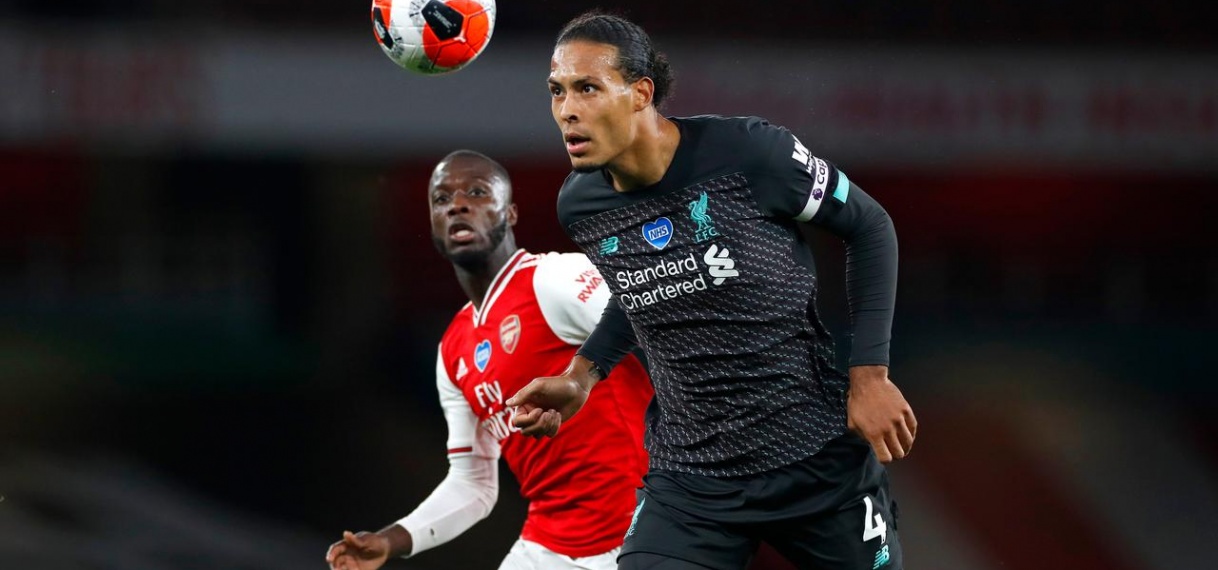 Blunderende Van Dijk neemt schuld op zich voor nederlaag Liverpool