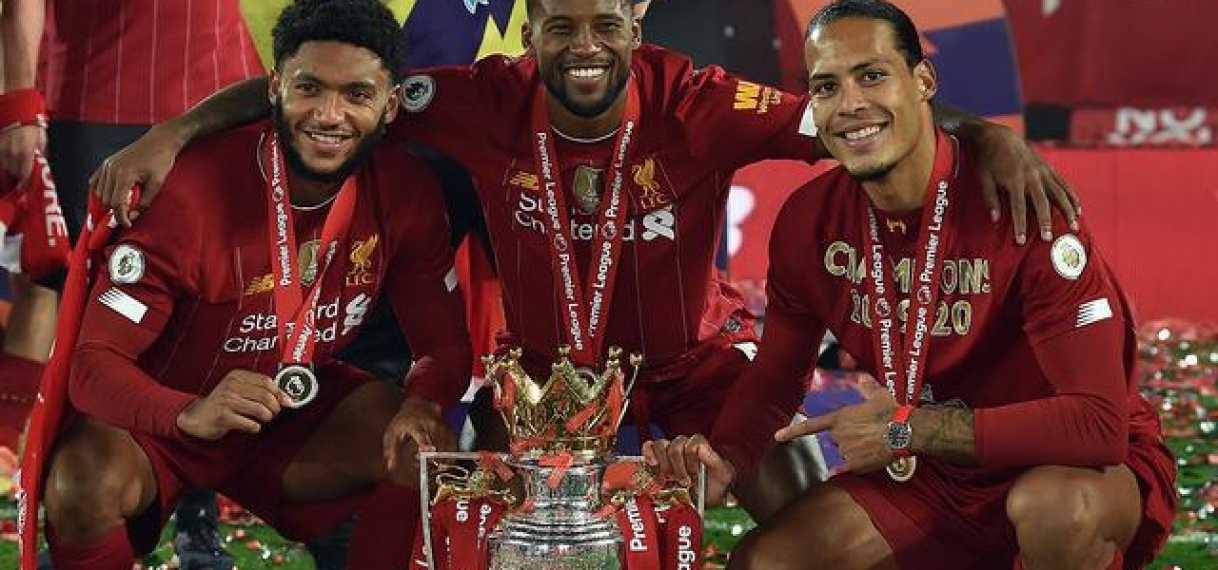 Liverpool geniet van langverwachte huldiging: ‘We zijn nog lang niet klaar’