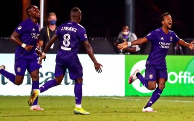 Orlando City wint dankzij Nani bij herstart MLS, groot BLM-protest voor duel