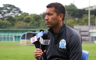 Van Bronckhorst verliest ook tweede wedstrijd in China met pijnlijke cijfers