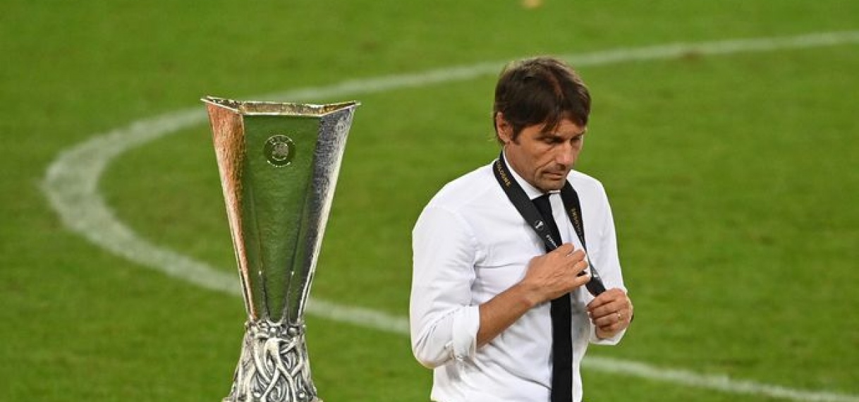 Verliezend Inter-coach Conte zaait twijfels over zijn toekomst.