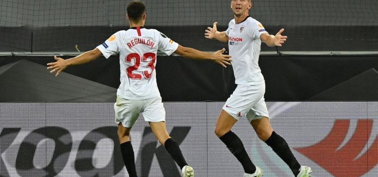 Europa League-koning Sevilla opnieuw naar finale na goal De Jong tegen Manchester United