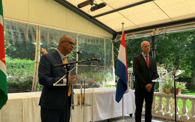 Suriname krijgt volledige ondersteuning van Nederlandse regering