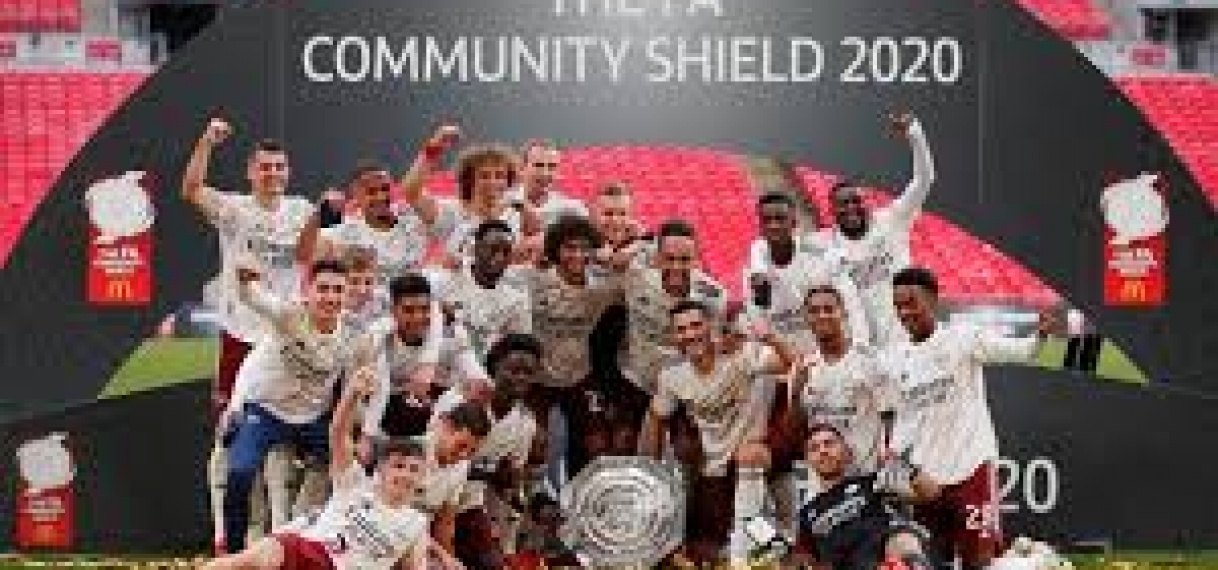 Arsenal klopt Liverpool na penalty’s en wint zestiende Community Shield