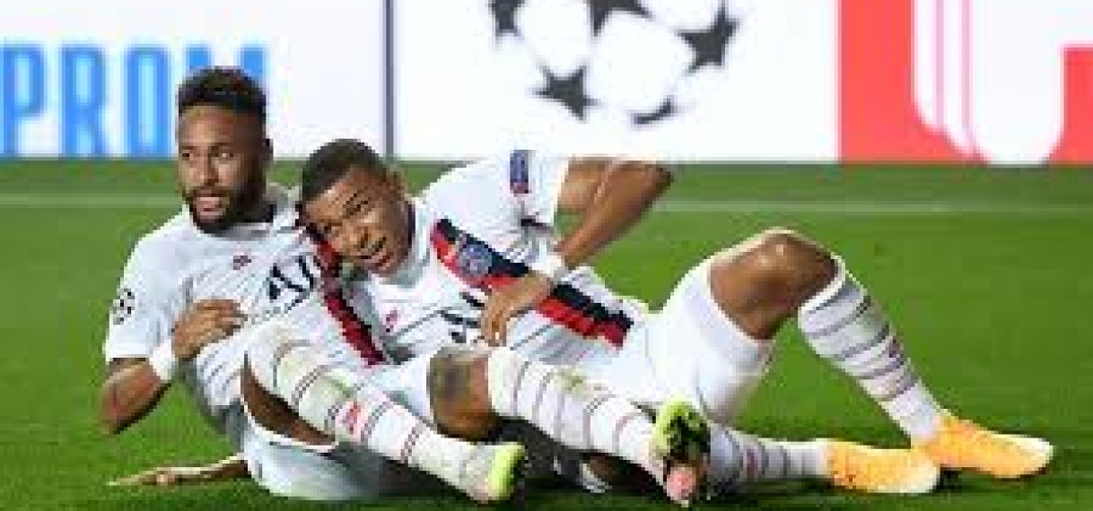PSG-coach Tuchel hoopt dat Mbappé hele wedstrijd kan spelen tegen Leipzig