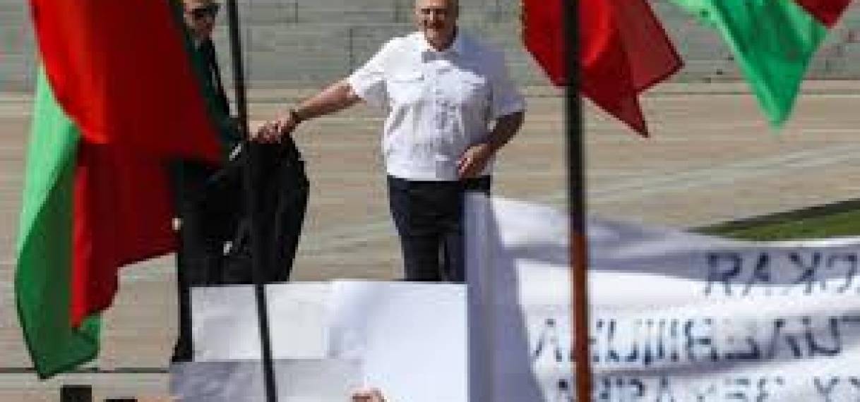 ‘Wit-Russische president Lukashenko bereid tot delen macht’