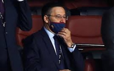 VOORZITTER BARCELONA KONDIGT BESLISSINGEN AAN NA ‘ TOTALE RAMP’ TEGEN BAYERN