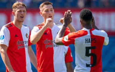 Feyenoord blijft langer in Duitsland voor oefenduels