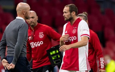 In elkaar gezakte Blind wacht onderzoeken af voor hij Ajax-training hervat