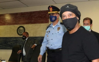 Ronaldinho mag terug naar Brazilië na maanden huisarrest in Paraguay