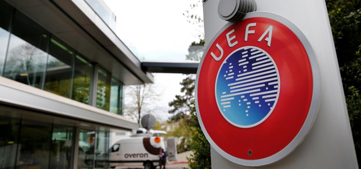 UEFA deelt eerste reglementaire zege uit in CL vanwege coronavirus