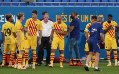 Barcelona maakt geen grote indruk bij debuut van Ronald Koeman