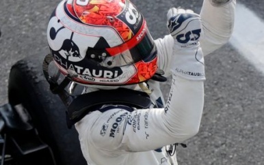 Gasly stunt met knotsgekke zege in Monza, Verstappen haalt finish niet.