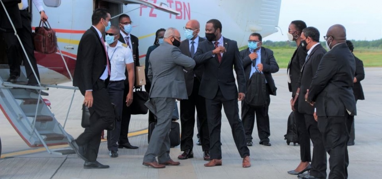 Surinaamse delegatie werkt lijvig programma af in Guyana