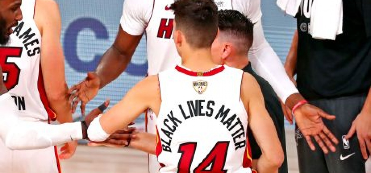 Miami Heat brengt spanning terug in NBA-finale met winst op Lakers.