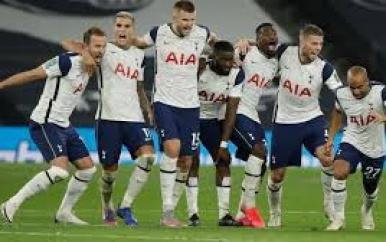Tottenham Hotspur verslaat Chelsea na strafschoppenserie in League Cup