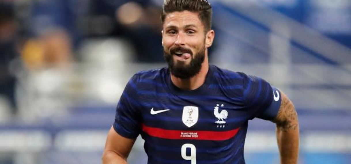 Giroud trots op achterhalen Platini: ‘Dacht nog aan hem toen ik scoorde’