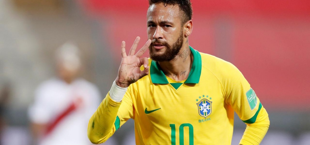 Neymar maakt hattrick voor Brazilië en passeert Ronaldo op topscorerslijst