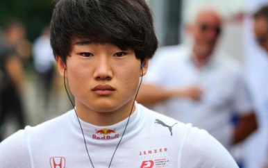 Red Bull-junior Tsunoda maakt in november F1-debuut bij test voor AlphaTauri