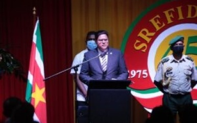 President Santokhi: Gezamenlijk blijven bidden en werken